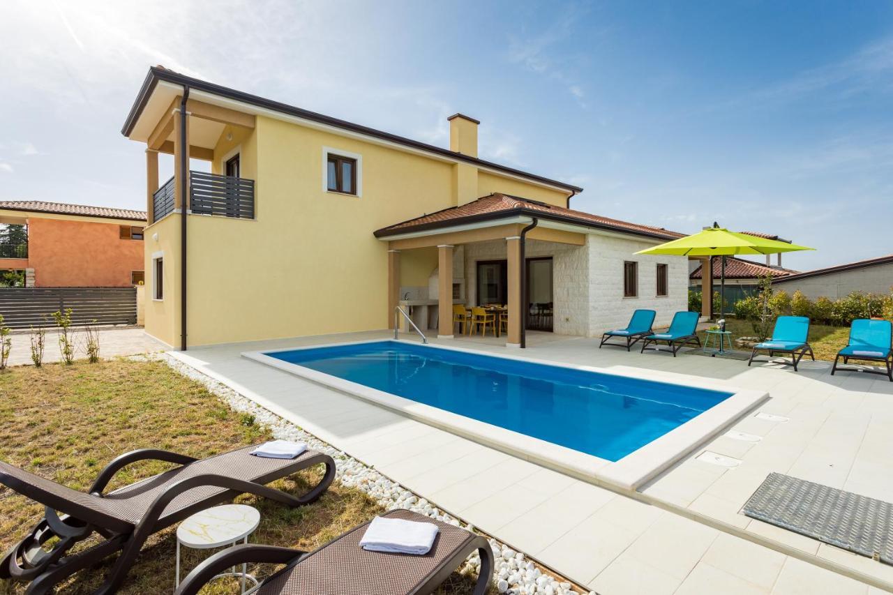 Villa Carneol Kaldanija المظهر الخارجي الصورة